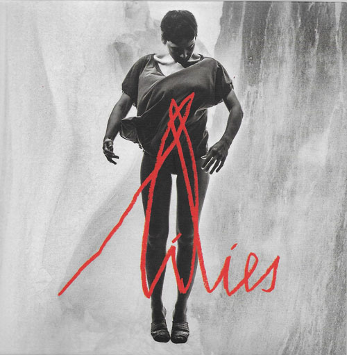 Melanie de Biasio Lilies cover